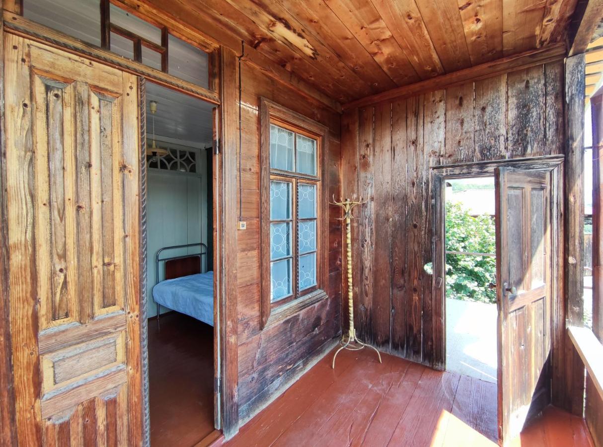 Racha Chogovadze'S Guest House Ambrolauri Kültér fotó